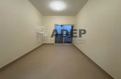 Apartment - 3 Bedrooms - 3 Bathrooms for rent in Airport Road - Abu Dhabi