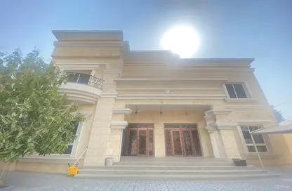 Villa - 5 Bedrooms - 7 Bathrooms for rent in Al Barsha South 2 - Al Barsha South - Al Barsha - Dubai