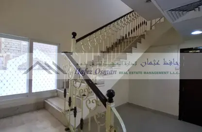 Villa - 5 Bedrooms - 4 Bathrooms for rent in Hadbat Al Zafranah - Muroor Area - Abu Dhabi