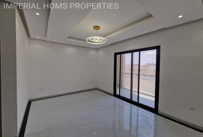 15235567 - Property Image 2