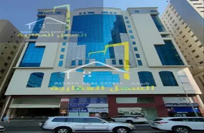 عمارة بالكامل - استوديو - 8 حمامات للبيع في القاسمية - الشارقة