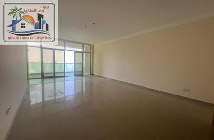 Apartment - 4 Bedrooms - 6 Bathrooms for rent in Al Majaz 3 - Al Majaz - Sharjah