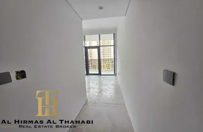 Apartment - 2 Bedrooms - 3 Bathrooms for rent in Sama Al Jaddaf - Al Jaddaf - Dubai