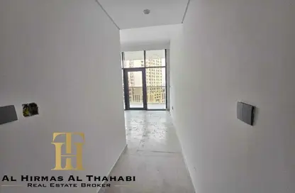 شقة - 2 غرف نوم - 3 حمامات للايجار في الجداف - دبي