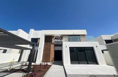 Villa - 4 Bedrooms - 6 Bathrooms for rent in Saadiyat Island - Abu Dhabi