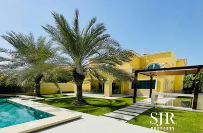 Villa - 4 Bedrooms - 3 Bathrooms for sale in Legacy - Jumeirah Park - Dubai