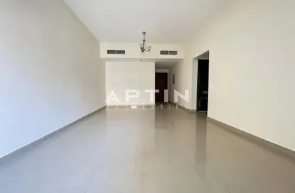 شقة - غرفة نوم - 2 حمامات للايجار في نيلونا ريزيدنس - مجمع دبي ريزيدنس - دبي