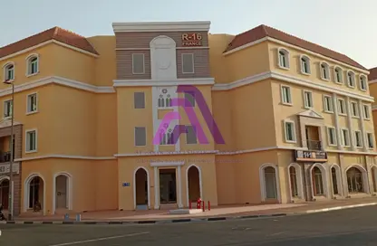 متجر - استوديو - 1 حمام للايجار في طراز فرنسي - المدينة الدولية - دبي