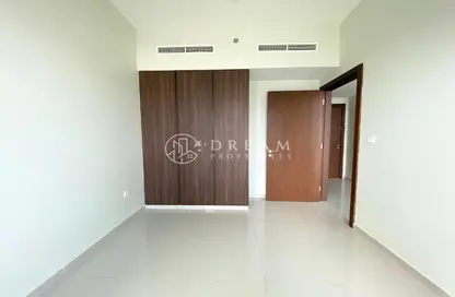 صورة لـ غرفة- غرفة النوم شقة - غرفة نوم - 1 حمام للايجار في مساكن ريفا - الخليج التجاري - دبي ، صورة رقم 1