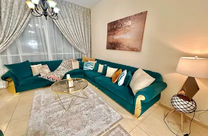 Apartment - 1 Bedroom - 2 Bathrooms for rent in Beach Tower 1 - Al Khan Lagoon - Al Khan - Sharjah