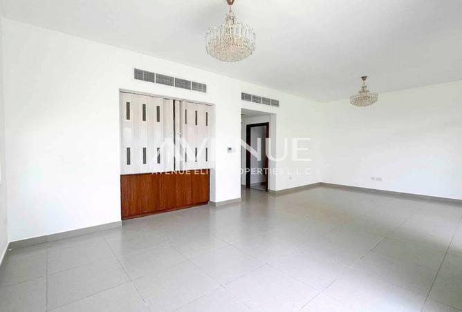 15930182 - Property Image 2