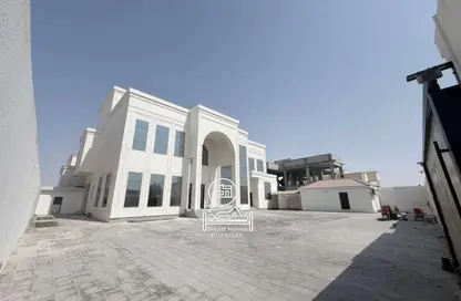 فيلا - 7 غرف نوم - 8 حمامات للايجار في بني ياس - أبوظبي