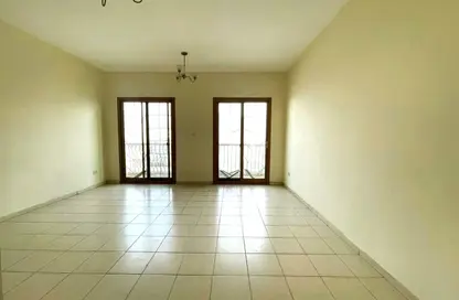 شقة - 1 حمام للبيع في S18 - طراز أسباني - المدينة الدولية - دبي
