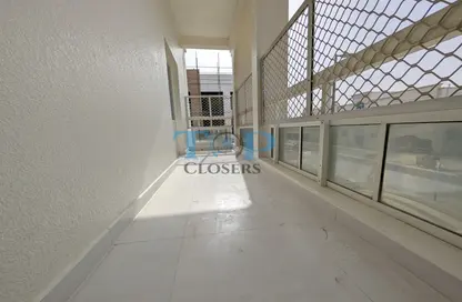 شقة - 3 غرف نوم - 3 حمامات للايجار في سيفيك سينتر - الجيمي - العين