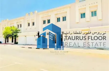 فيلا - 3 غرف نوم - 4 حمامات للايجار في أبو هيل - أبو هيل - ديرة - دبي