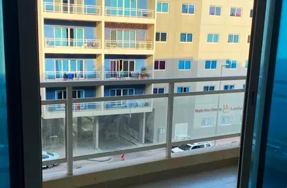 Apartment - 1 Bedroom - 2 Bathrooms for sale in Tower 21 - Al Reef Downtown - Al Reef - Abu Dhabi