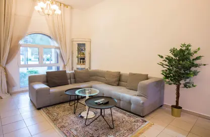 شقة - غرفة نوم - 2 حمامات للايجار في ديسكفري غاردنز - دبي