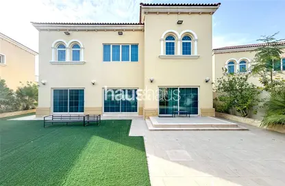 Villa - 4 Bedrooms - 5 Bathrooms for rent in Legacy - Jumeirah Park - Dubai