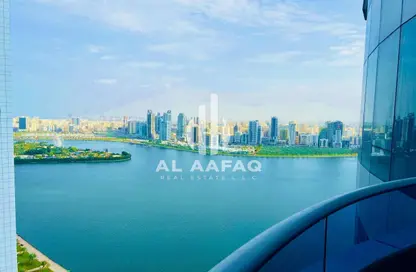 شقة - 2 غرف نوم - 3 حمامات للايجار في المجاز 3 - المجاز - الشارقة