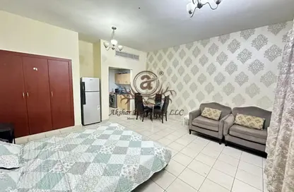 Apartment - Studio - 1 Bathroom for rent in Building S10 - Spain Cluster - International City - Dubai
