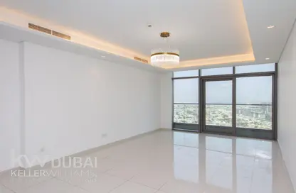 شقة - 2 غرف نوم - 2 حمامات للايجار في فندق ومساكن برج باراماونت - الخليج التجاري - دبي