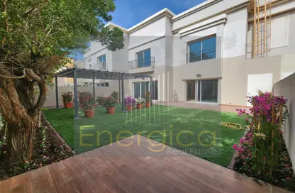 Outdoor House image for: Villa - 4 Bedrooms - 5 Bathrooms for rent in Umm Suqeim 2 Villas - Umm Suqeim 2 - Umm Suqeim - Dubai, Image 1