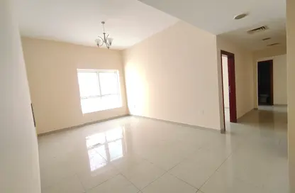 Apartment - 2 Bedrooms - 2 Bathrooms for rent in Muwailih Building - Muwaileh - Sharjah