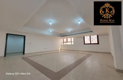 Apartment - 4 Bedrooms - 4 Bathrooms for rent in Shabiya - Mussafah - Abu Dhabi
