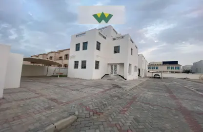 Villa - 4 Bedrooms - 6 Bathrooms for rent in Mohamed Bin Zayed City Villas - Mohamed Bin Zayed City - Abu Dhabi