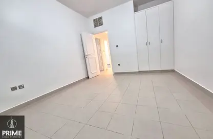 Apartment - 3 Bedrooms - 3 Bathrooms for rent in Airport Road - Abu Dhabi