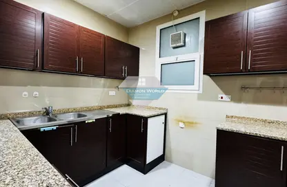 Villa - 2 Bedrooms - 2 Bathrooms for rent in Baniyas - Abu Dhabi