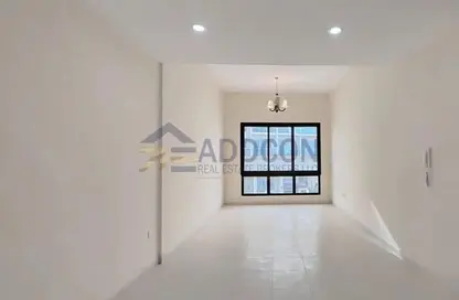 Apartment - Studio - 1 Bathroom for sale in Silicon Gates 1 - Silicon Gates - Dubai Silicon Oasis - Dubai