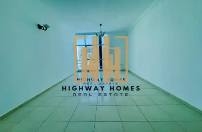 Apartment - 2 Bedrooms - 3 Bathrooms for rent in New Al Taawun Road - Al Taawun - Sharjah