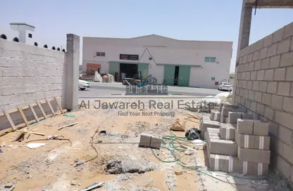 أرض - استوديو للايجار في المنطقة الصناعية القديمة - أم القيوين