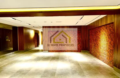 Empty Room image for: Apartment - 2 Bedrooms - 3 Bathrooms for rent in Muwaileh 29 Building - Muwaileh - Sharjah, Image 1