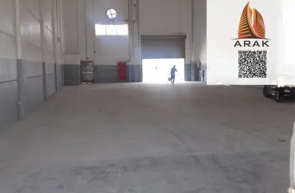 Warehouse - Studio - 1 Bathroom for rent in Umm Al Thuoob - Umm Al Quwain