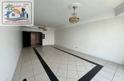 Apartment - 3 Bedrooms - 3 Bathrooms for rent in Al Majaz 2 - Al Majaz - Sharjah