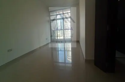 Apartment - 3 Bedrooms - 2 Bathrooms for rent in Al Danah - Abu Dhabi