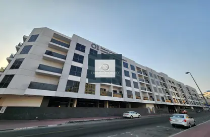 Apartment - 1 Bedroom - 2 Bathrooms for rent in Masaken Al Muraqqabat 01 - Al Muraqqabat - Deira - Dubai