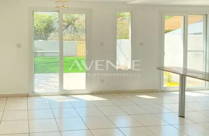 Villa - 2 Bedrooms - 3 Bathrooms for rent in Springs 15 - The Springs - Dubai