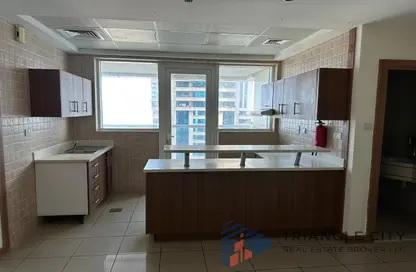 Apartment - 2 Bedrooms - 3 Bathrooms for rent in Sulafa Tower - Dubai Marina - Dubai