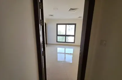 شقة - غرفة نوم - 2 حمامات للايجار في برج النعيمية  2 - أبراج النعيمية - النعيمية - عجمان