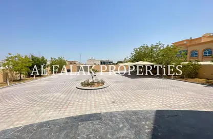 Apartment - 4 Bedrooms - 4 Bathrooms for rent in Khalifa City A - Khalifa City - Abu Dhabi