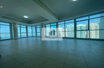 Apartment - 4 Bedrooms - 5 Bathrooms for rent in Corniche View Tower - Corniche Road - Abu Dhabi