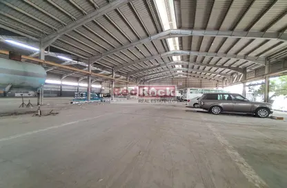 Warehouse - Studio - 3 Bathrooms for rent in Al Sajaa Industrial - Al Sajaa - Sharjah