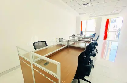 مكتب - استوديو للايجار في B2B  برج - الخليج التجاري - دبي