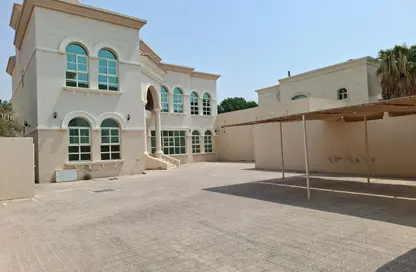 Villa - 5 Bedrooms - 5 Bathrooms for rent in Mohamed Bin Zayed Centre - Mohamed Bin Zayed City - Abu Dhabi