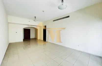 Apartment - 2 Bedrooms - 3 Bathrooms for rent in Olympic Park 4 - Olympic Park Towers - Dubai Sports City - Dubai