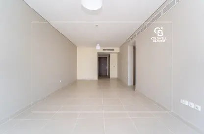 شقة - 2 غرف نوم - 3 حمامات للايجار في برج تيارا الشرقي - الخليج التجاري - دبي