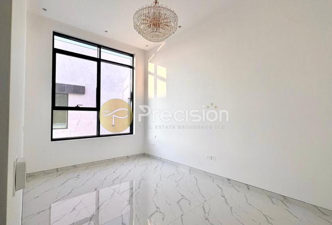 15648130 - صورة العقار 3